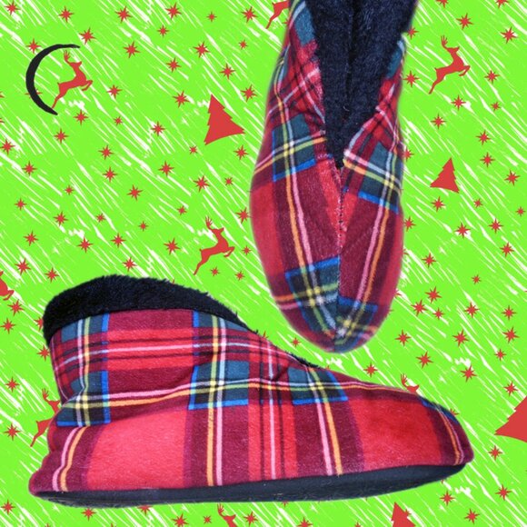 Deerfoam Shoes - Holiday Tartan Slippers by Dearfoam